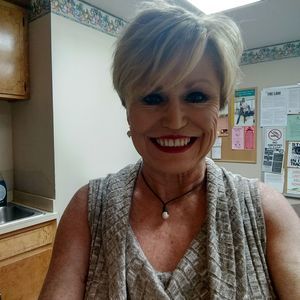 Meet your Posher, Dana